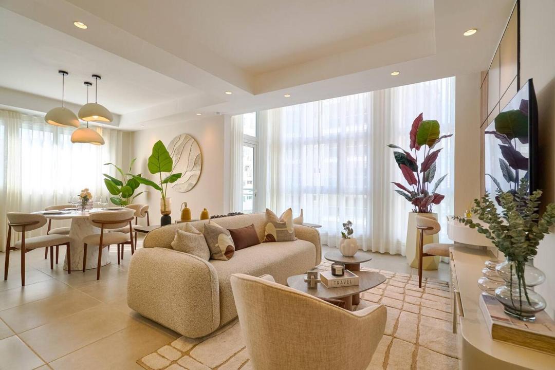 Bella Vista Apartment | Theluxnaturalart Downtownsd Poolgym2Br