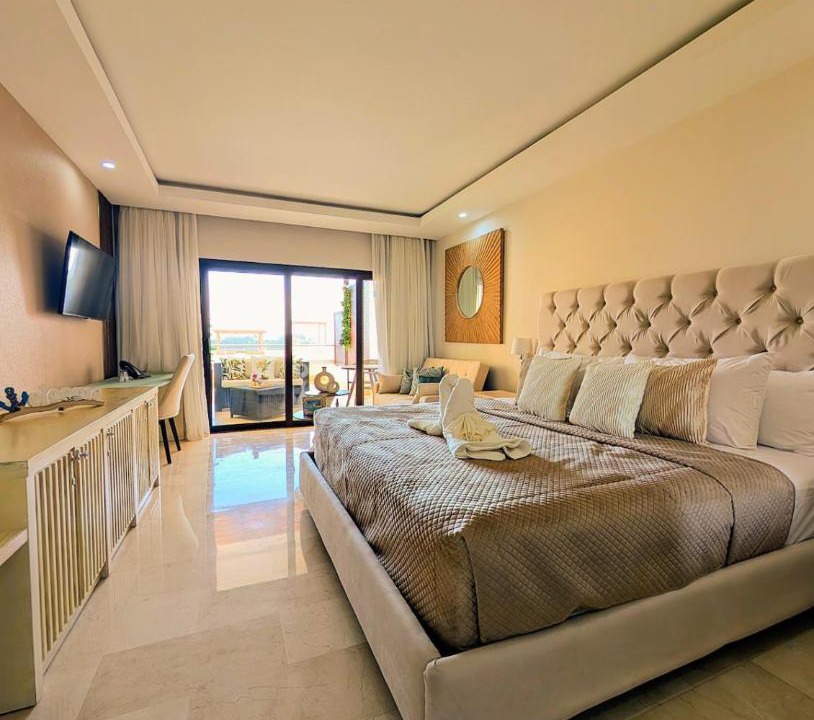 Samana Apartment | Beautiful Apartment overlooking Samaná Bay