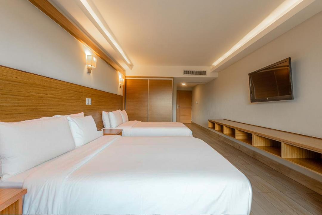 La Julia Hotel | Weston Suites Hotel