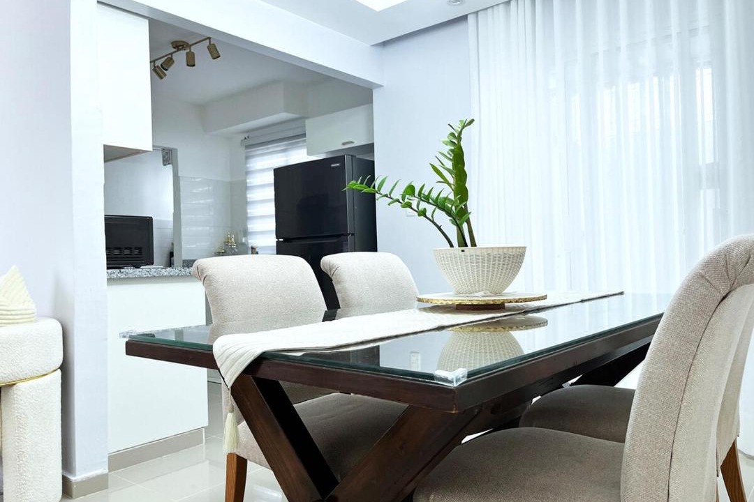 La Caleta Apartment | Family-friendly apartment near the beach