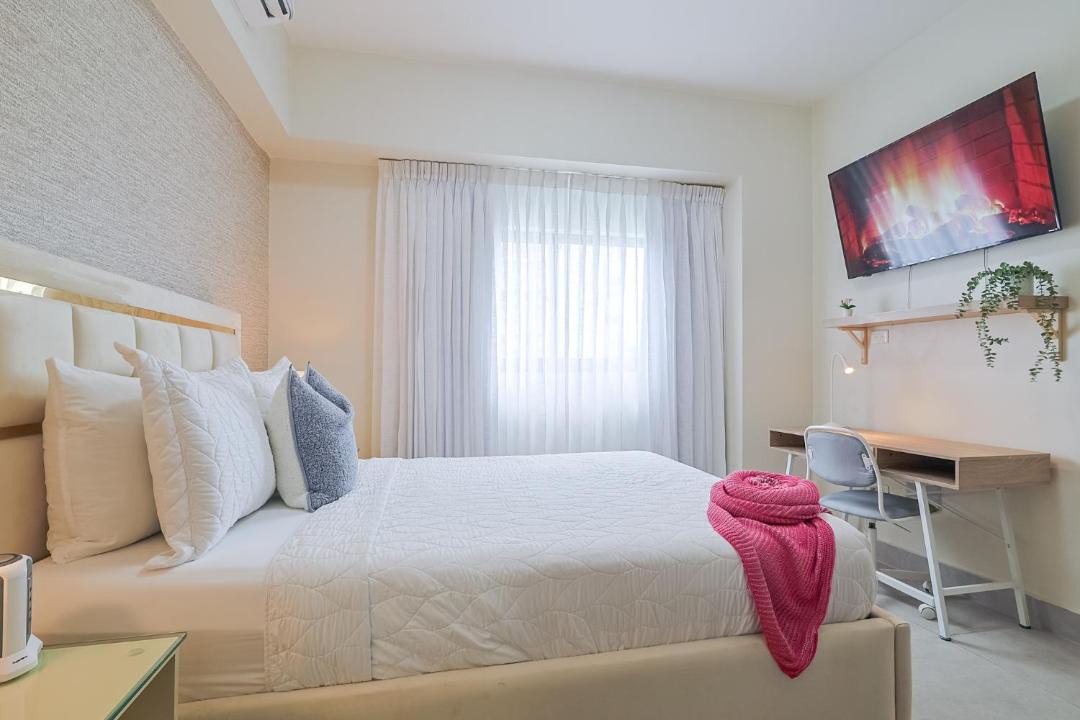 Ciudad Universitaria Apartment | Charming City Center Apt, Pool