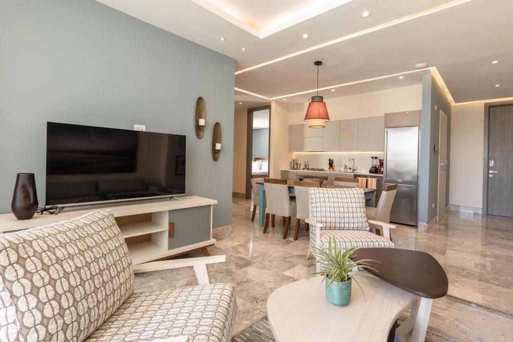 Punta Cana Apartment | ll Lago at Juanillo Beach