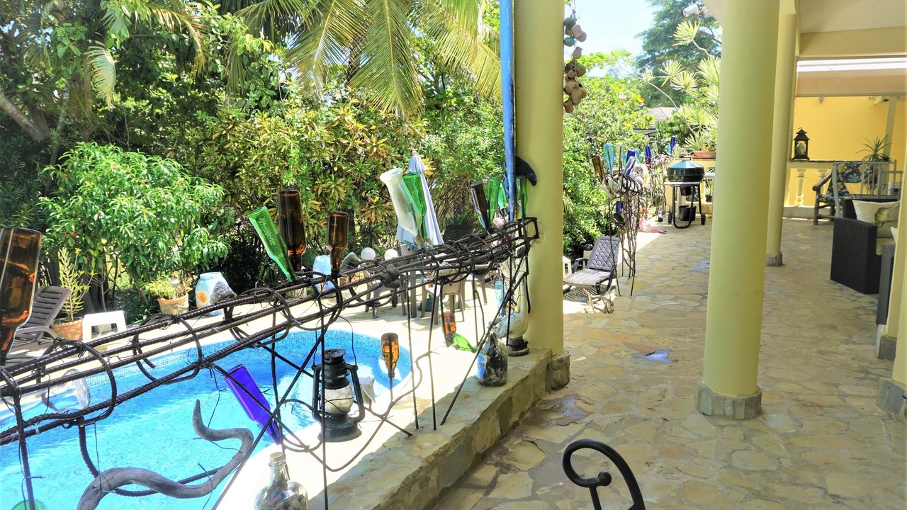 Photo of Patio Balcony in Los Cerros