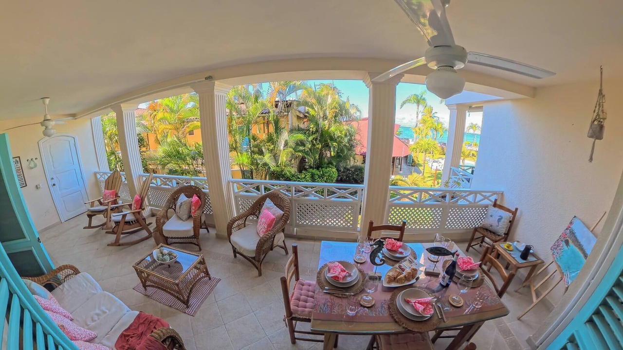 Photo of Patio Balcony in La Iglesia