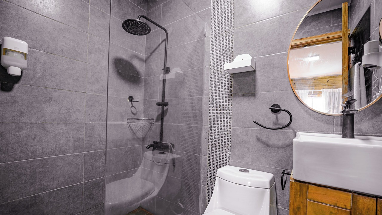 Photo of Bathroom in El Factor