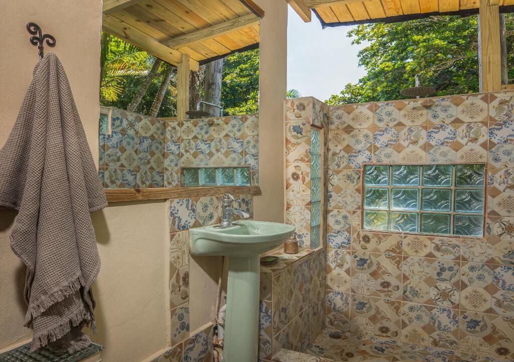 Photo of Bathroom in ProCab