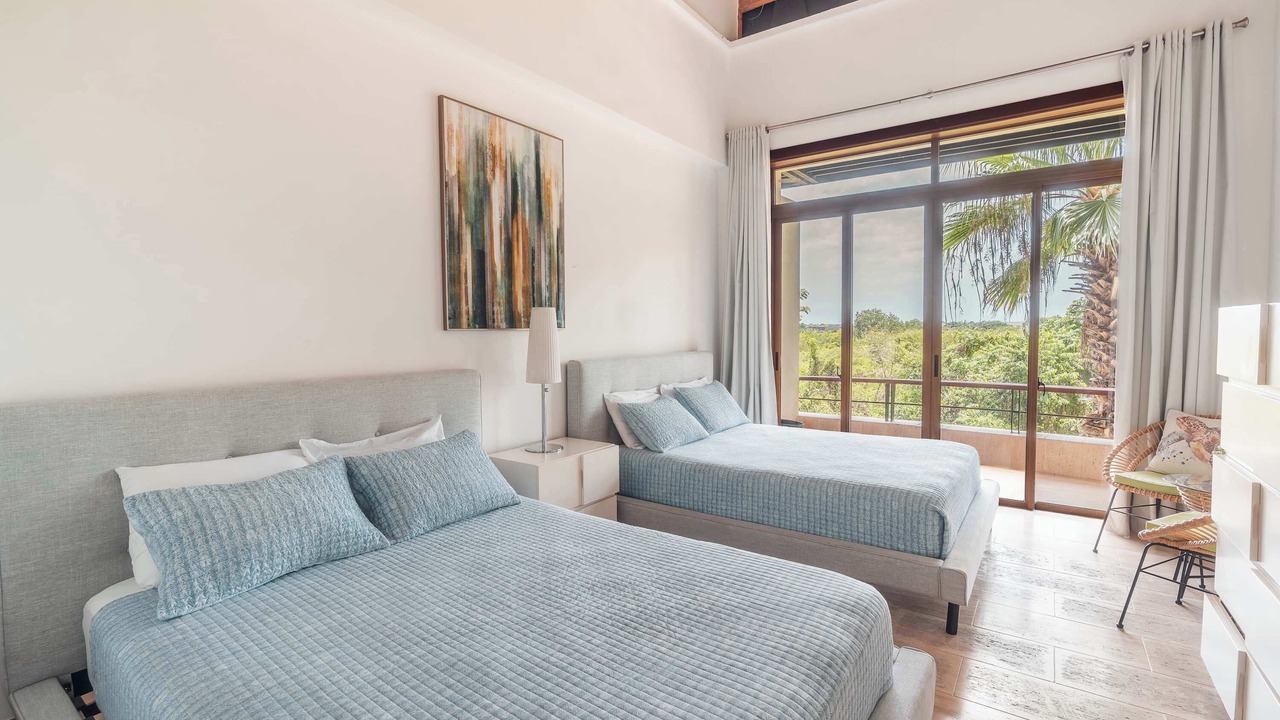 Photo of Bedroom in Los Altos