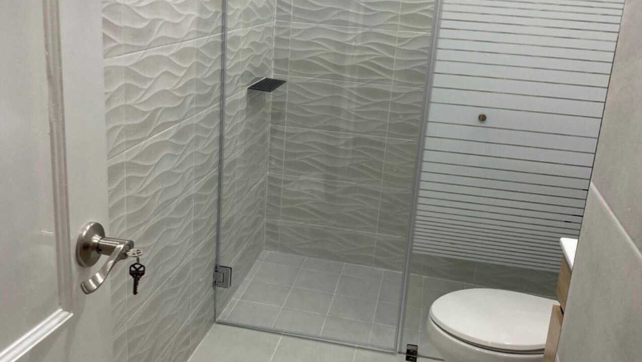 Photo of Bathroom in Villas Del Mar