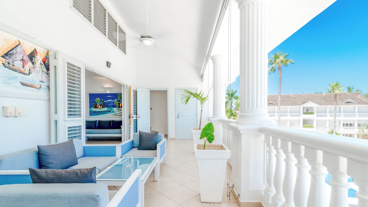 Photo of Patio Balcony in La Iglesia