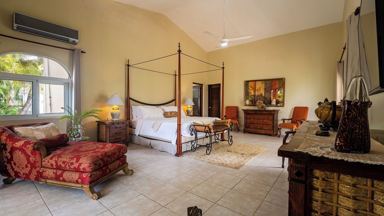 Photo of Bedroom in Costambar