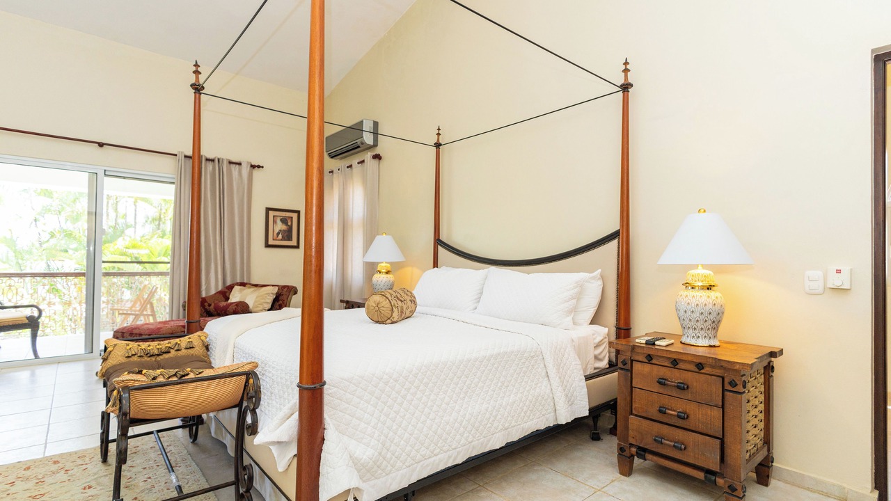 Photo of Bedroom in Costambar