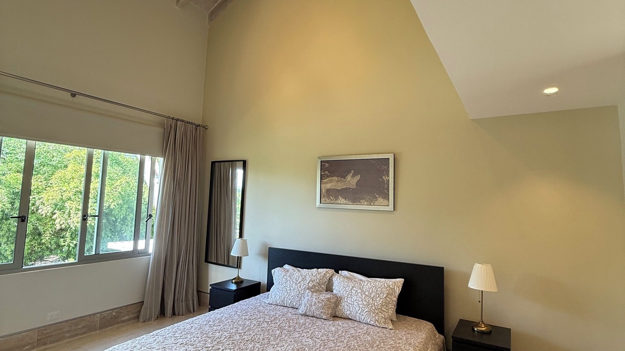 Photo of Bedroom in Los Altos