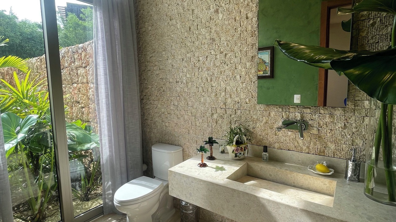 Photo of Bathroom in Los Altos