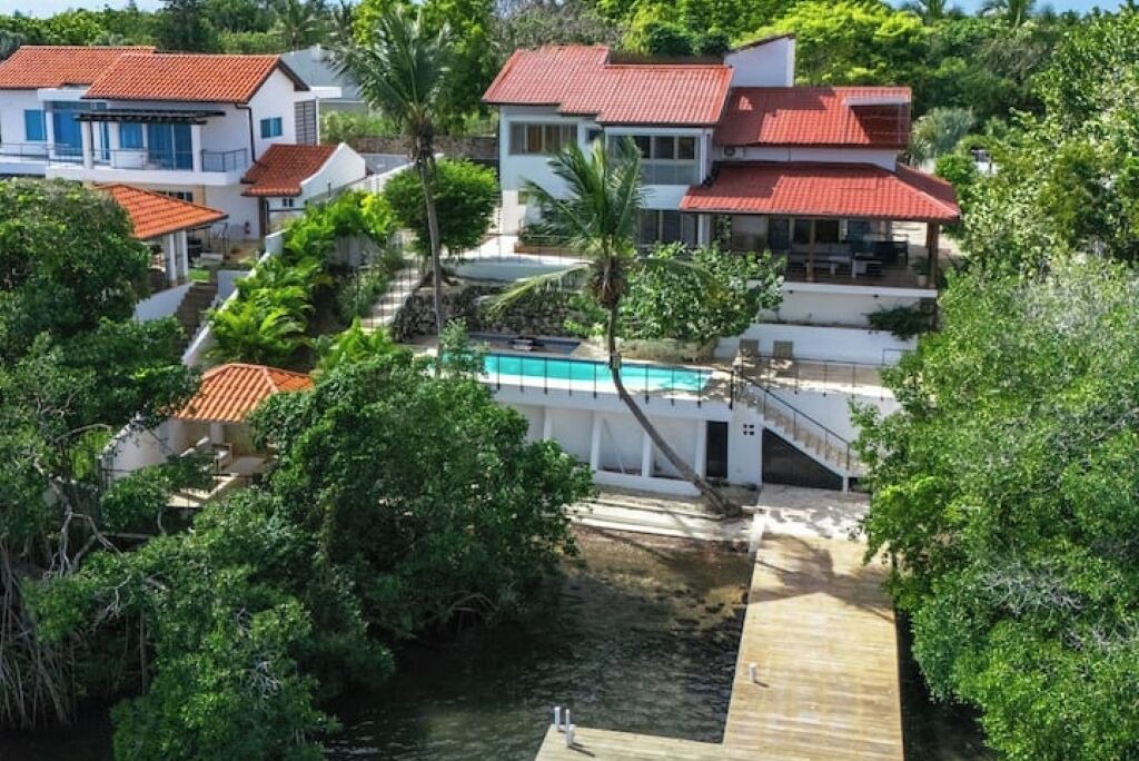 Photo of Outdoor in Villa Hermosa