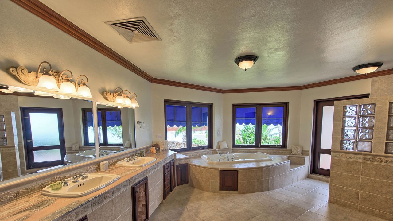 Photo of Bathroom in Cabrera