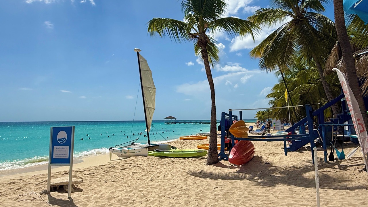 Photo of Others in Dominicus