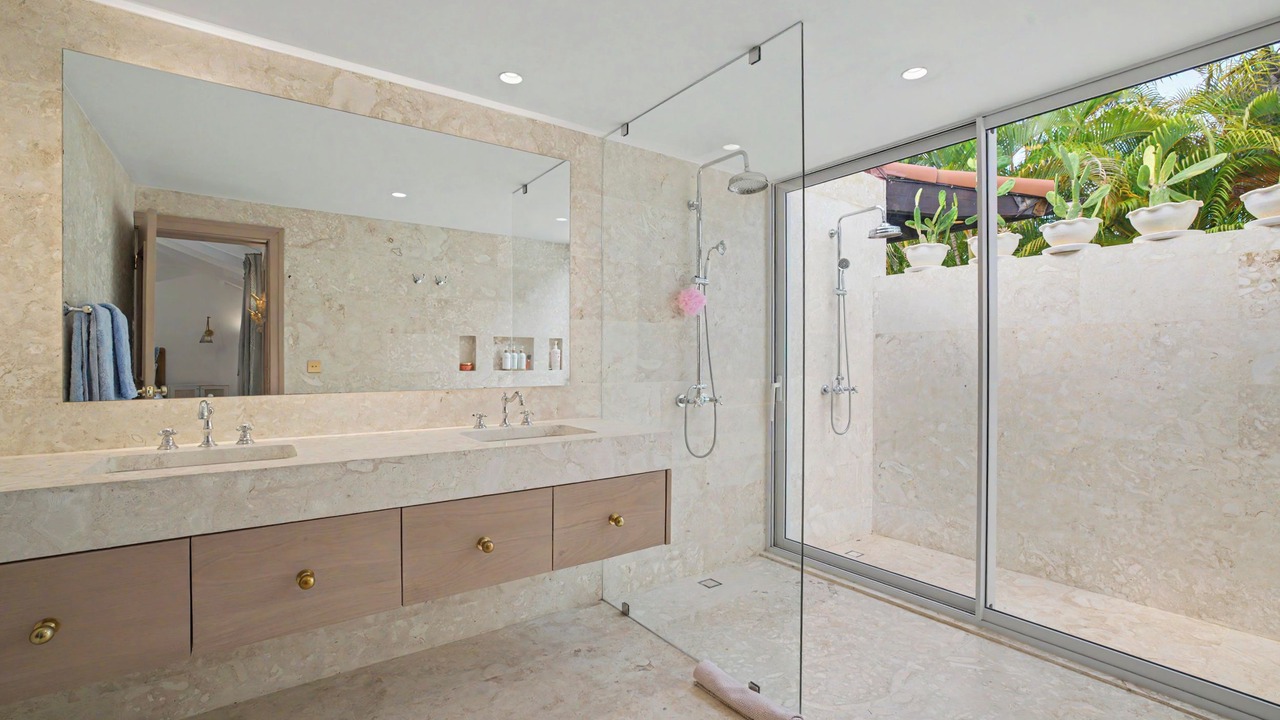 Photo of Bathroom in Los Lagos