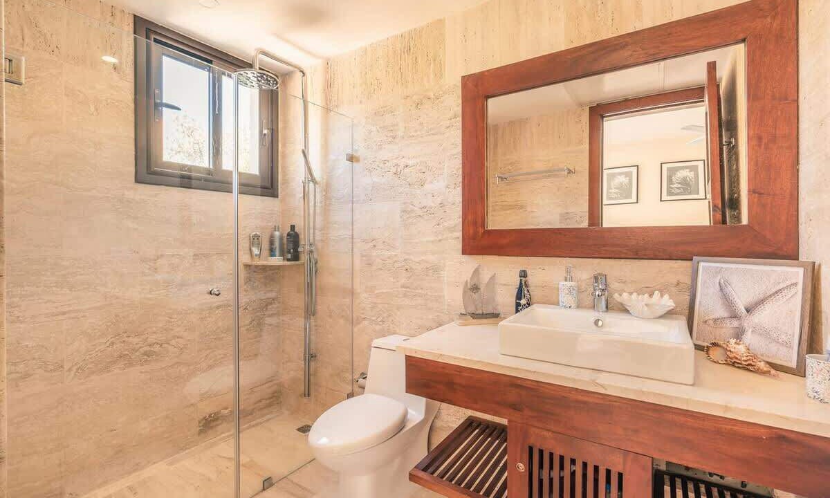 Photo of Bathroom in La Iglesia