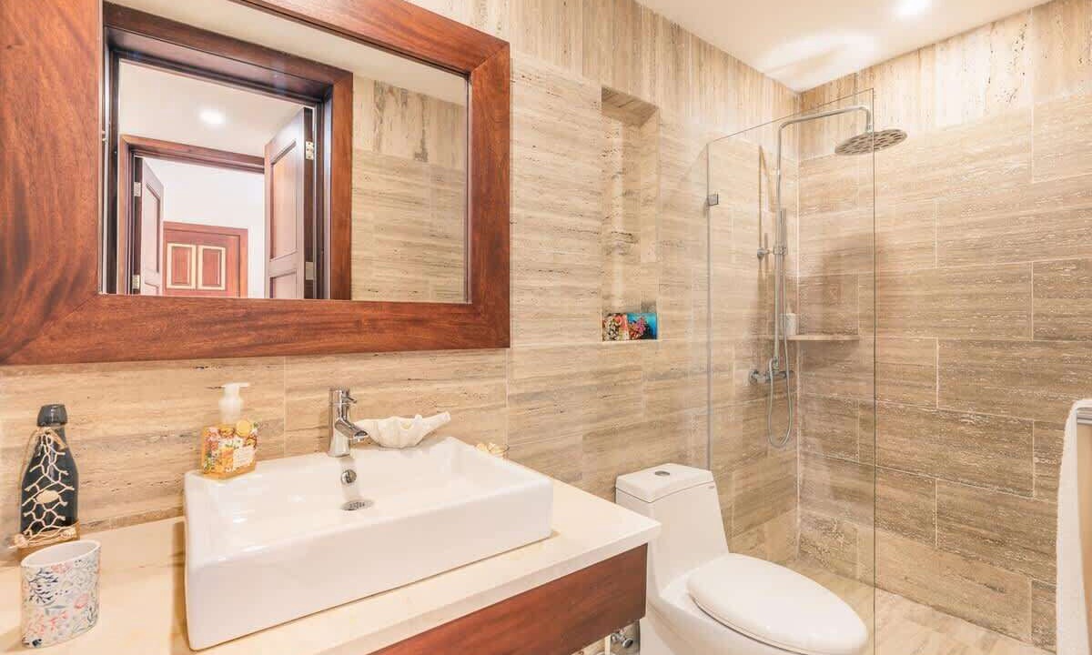 Photo of Bathroom in La Iglesia