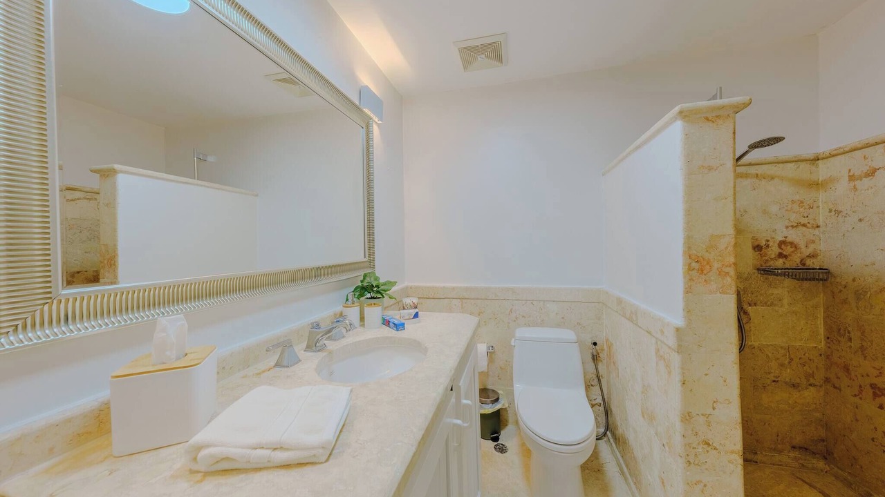Photo of Bathroom in Altos de la Marina
