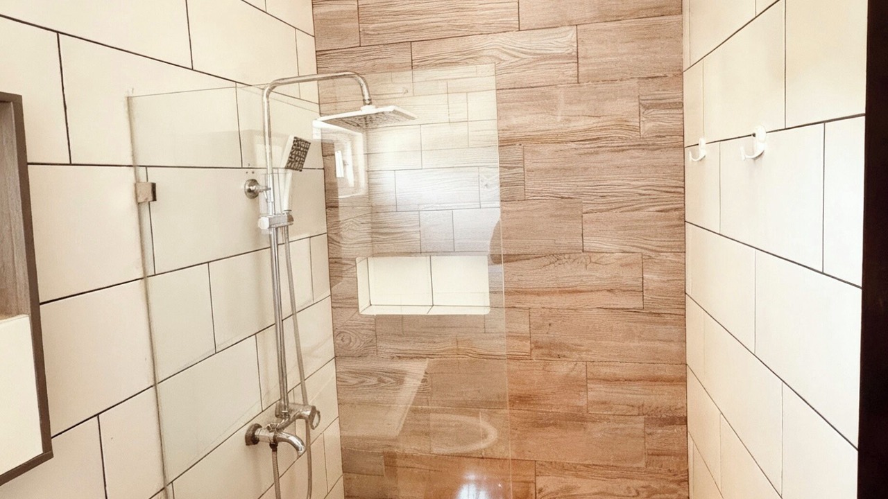 Photo of Bathroom in Come Pan