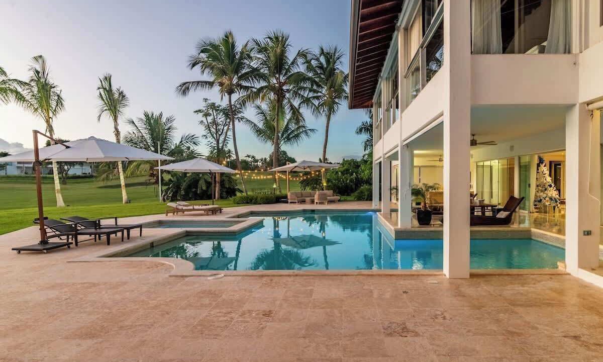 Photo of Outdoor in Las Lomas