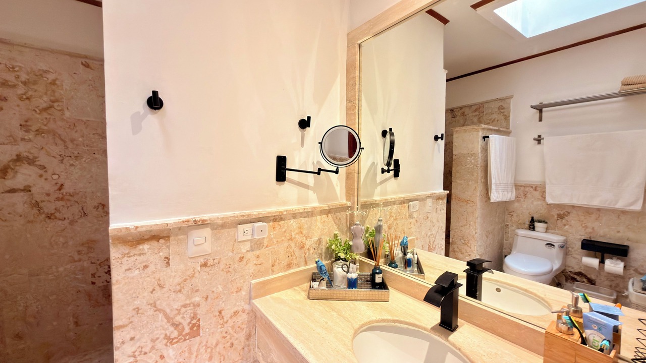 Photo of Bathroom in Los Altos