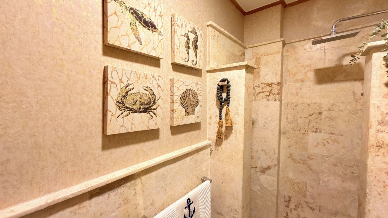 Photo of Bathroom in Los Altos