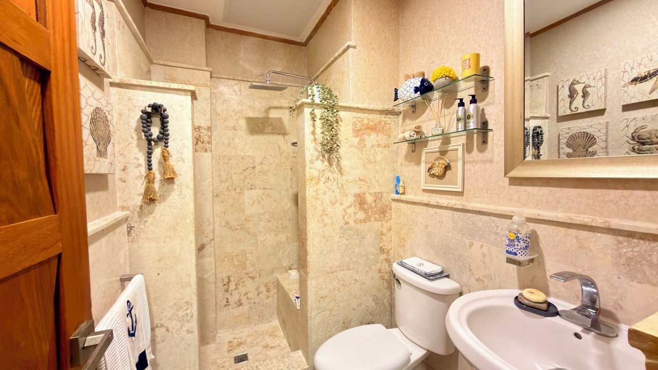 Photo of Bathroom in Los Altos