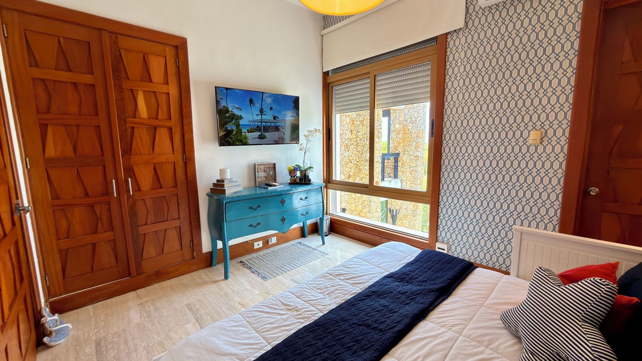 Photo of Bedroom in Los Altos