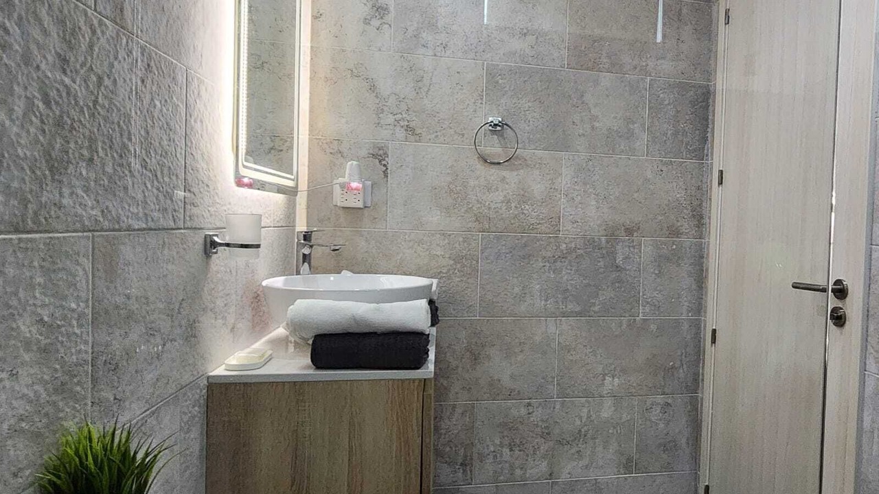Photo of Bathroom in Veron