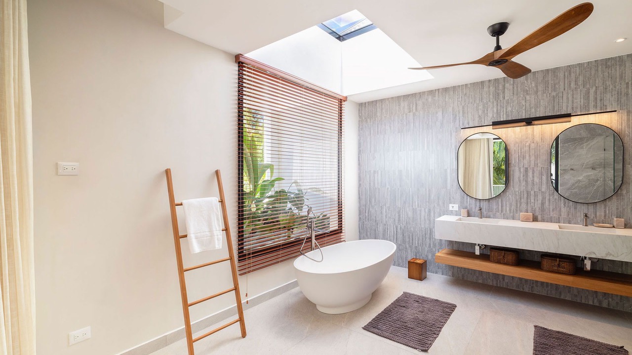 Photo of Bathroom in La Iglesia