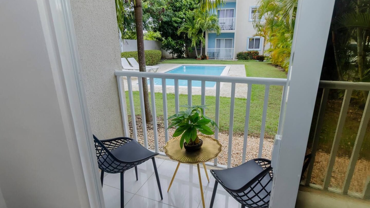 Photo of Outdoor in Veron