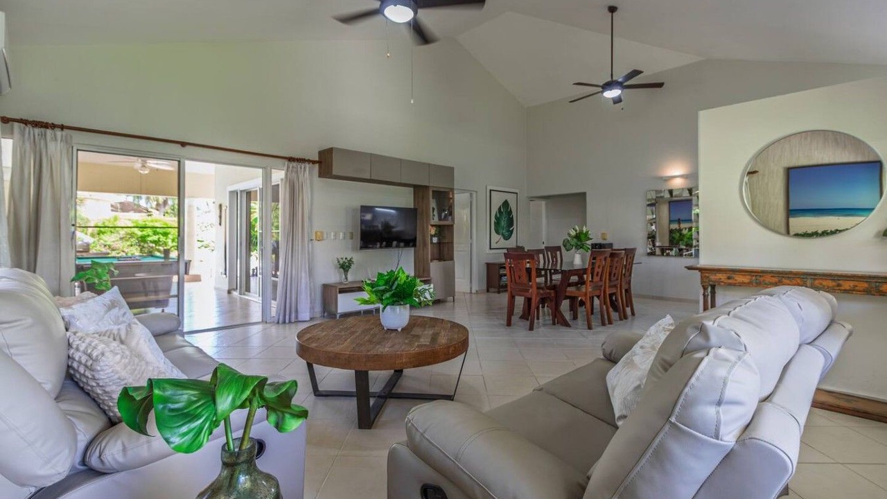 Photo of Livingroom in Urbanizacion Tavarez
