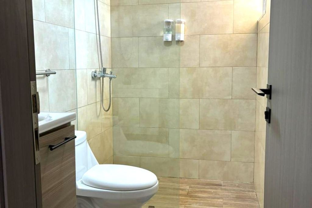 Photo of Bathroom in Veron