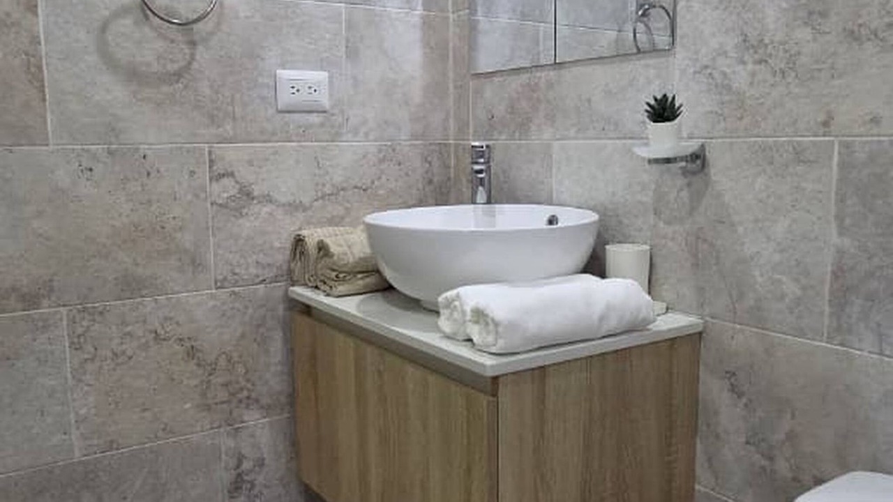 Photo of Bathroom in Veron