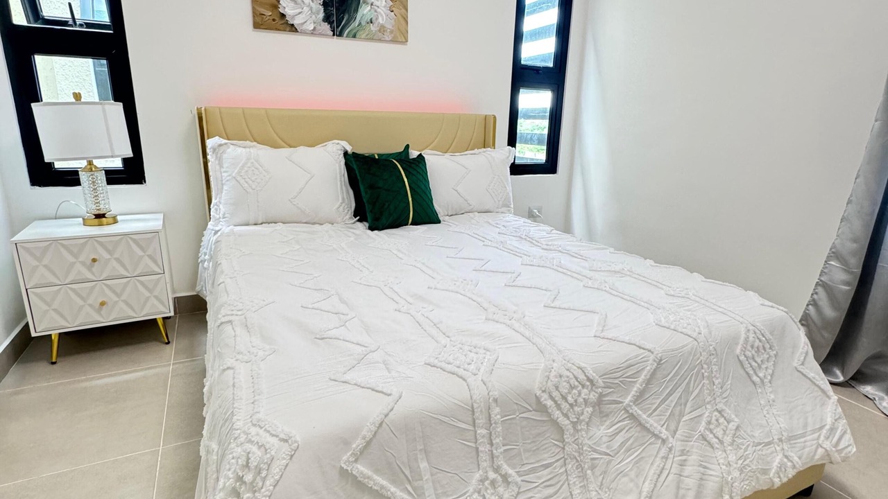 Photo of Bedroom in Veron
