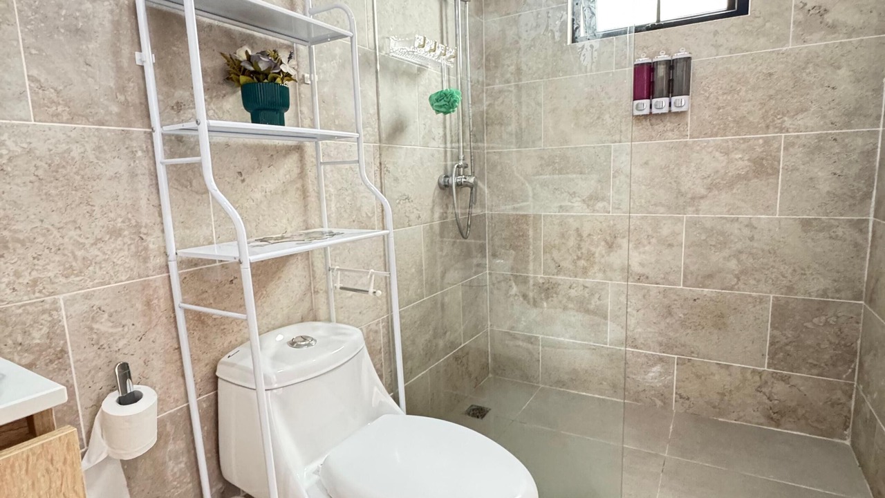 Photo of Bathroom in Veron