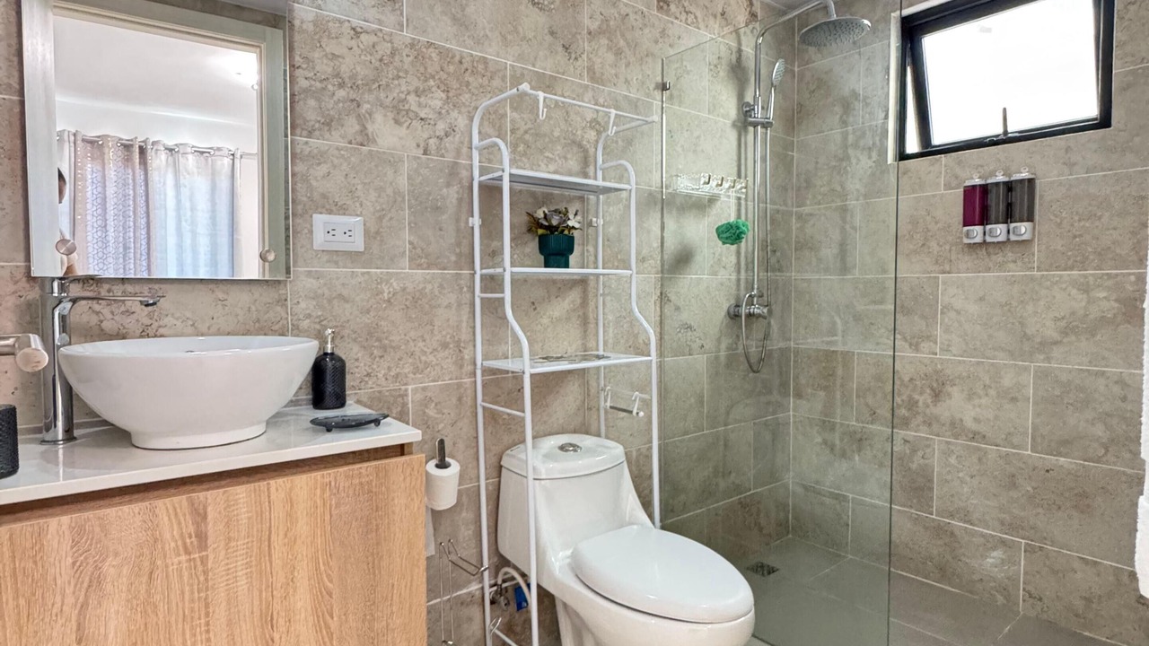 Photo of Bathroom in Veron