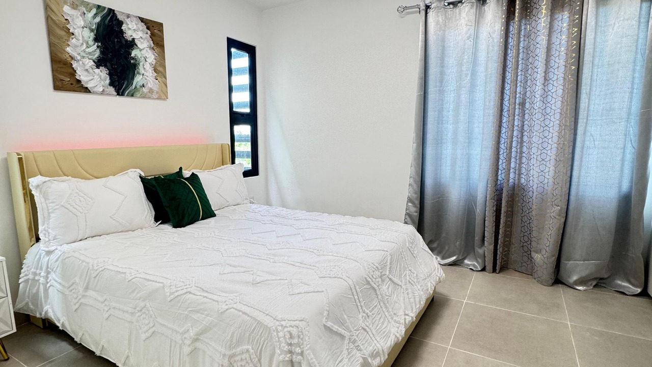Photo of Bedroom in Veron