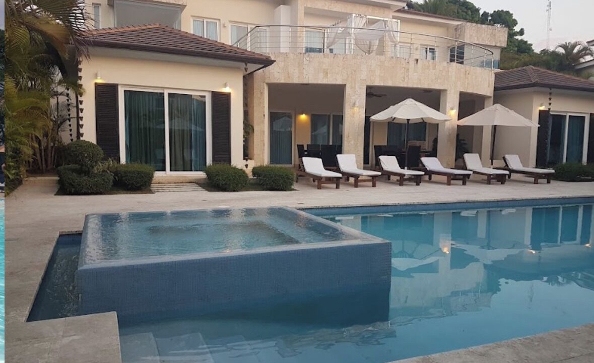 Photo of Outdoor in Los Brazos