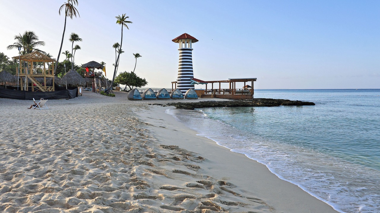 Photo of Others in Dominicus
