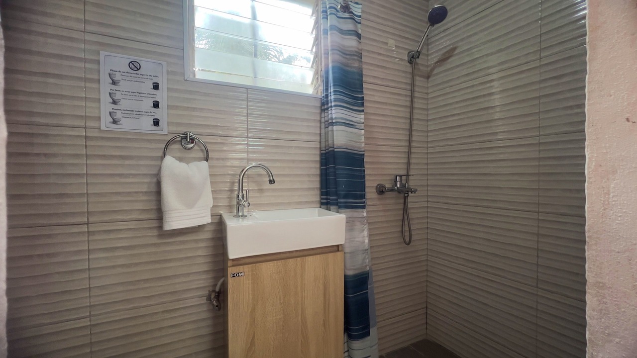 Photo of Bathroom in Juan Dolio - El Pueblo