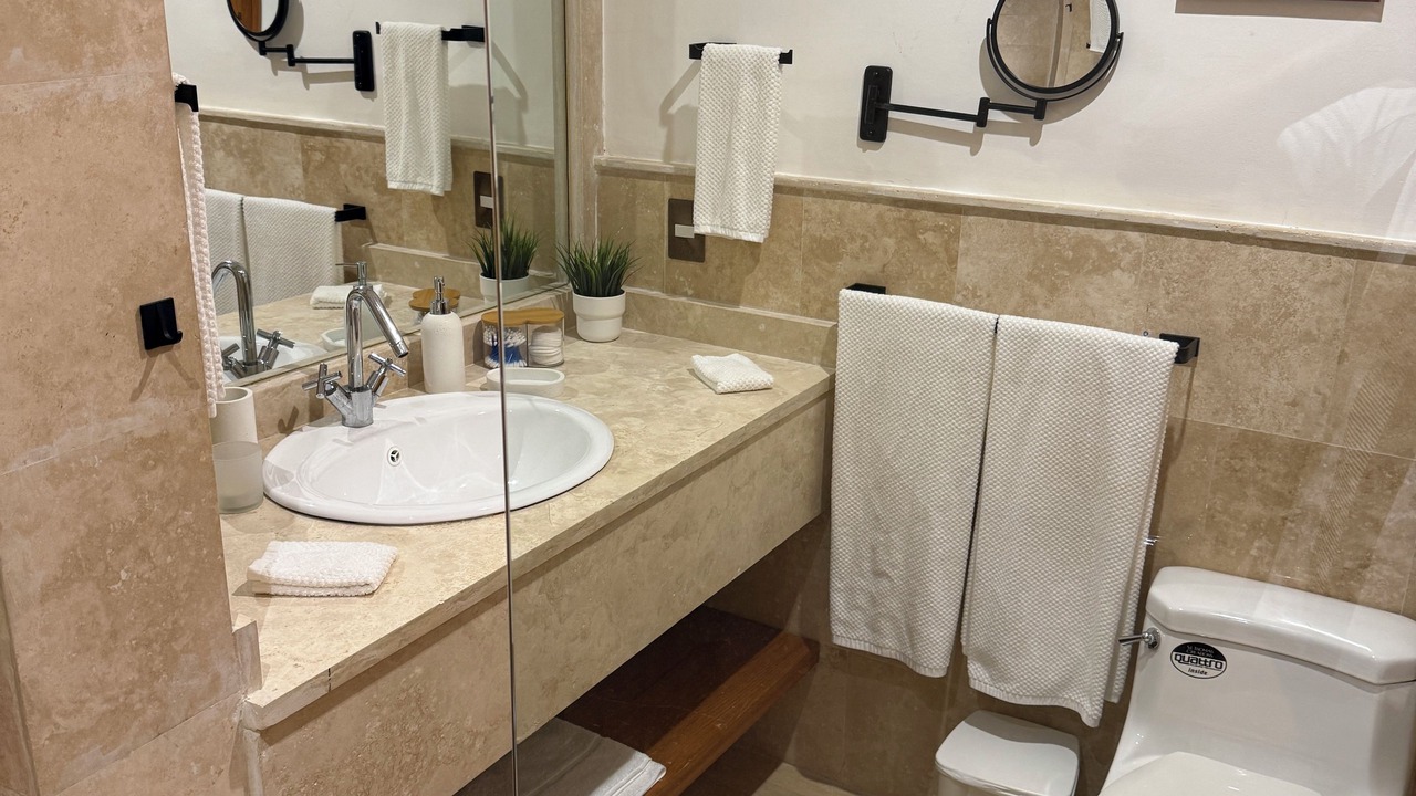 Photo of Bathroom in Los Altos