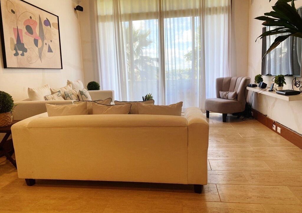 Photo of Livingroom in Los Altos