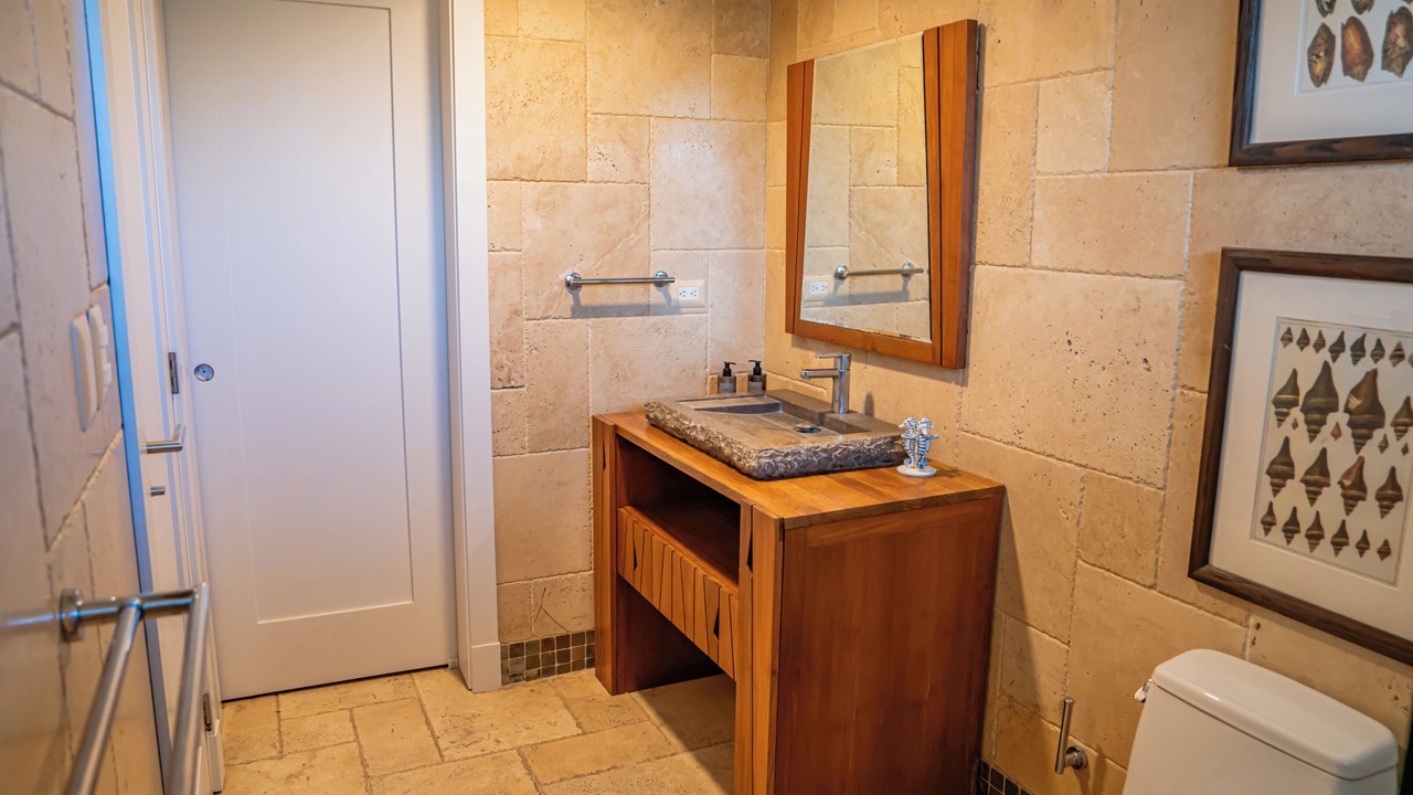 Photo of Bathroom in Portillo