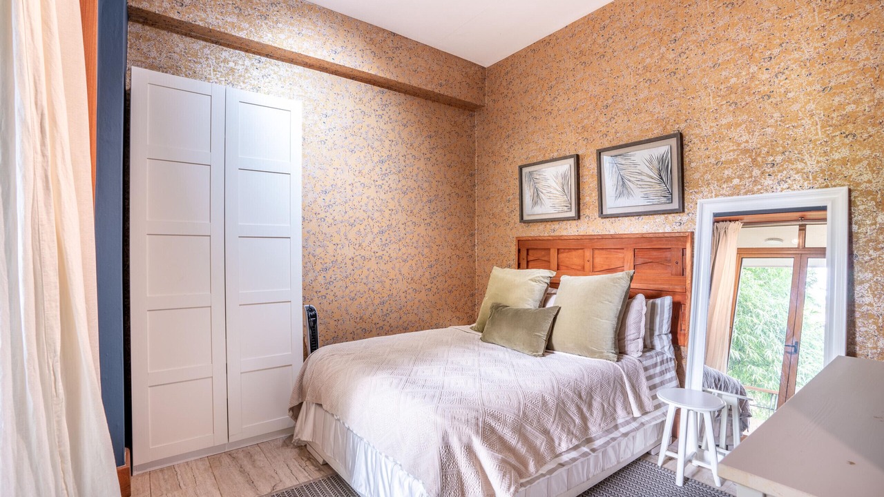 Photo of Bedroom in Los Altos