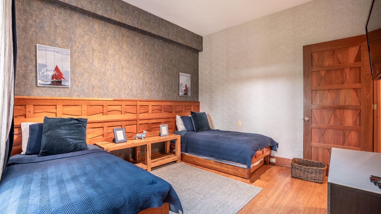 Photo of Bedroom in Los Altos