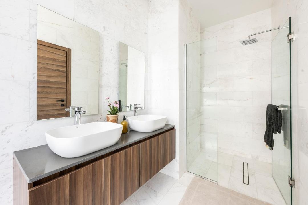 Photo of Bathroom in Yolanda Morales