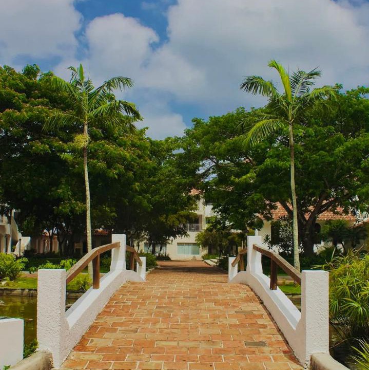 Photo of Others in Dominicus